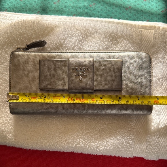 Authentic Prada Saffiano Leather Metallic Silver Wallet SOLD AS IS - Picture 13 of 14